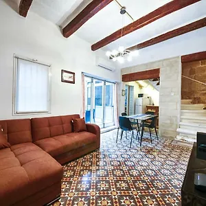 Heritage Town House Apartment
